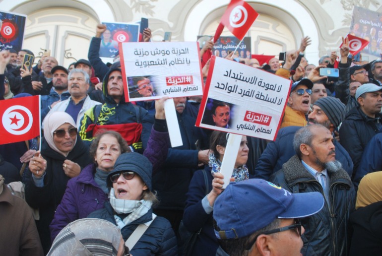 : جانب من احتجاجات المعارضة لإطلاق سراح المعتقلين السياسيين/العاصمة تونس/صورة خاصة