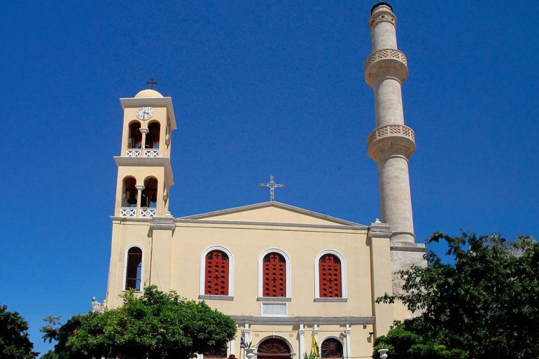 Greece, Crete, Hania, church Agios-Nikolaos with tower and minaret cREDIT : Gerd A.T. Müller