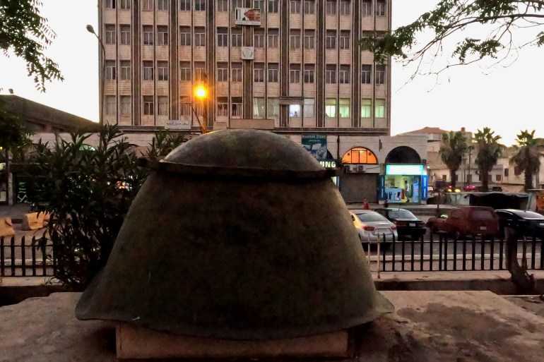 نصب الجندي المجهول في ساحة الكرامة