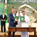 الدكتور الربيعة بعد توقيع اتفاقية تعاون مشترك مع وكالة الأونروا (مركز الملك سلمان للإغاثة)