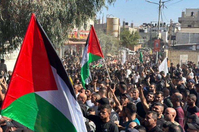 صورة 2 _فاطمة محمود مخيم جنين 10-11-2023_ فلسطين الجزيرة نت _جانب من تشييع شهداء جنين اليوم_