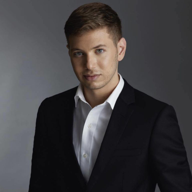 نجل نتنياهو ينضم إلى اتهام الجيش بمحاولة تنفيذ انقلاب عسكري