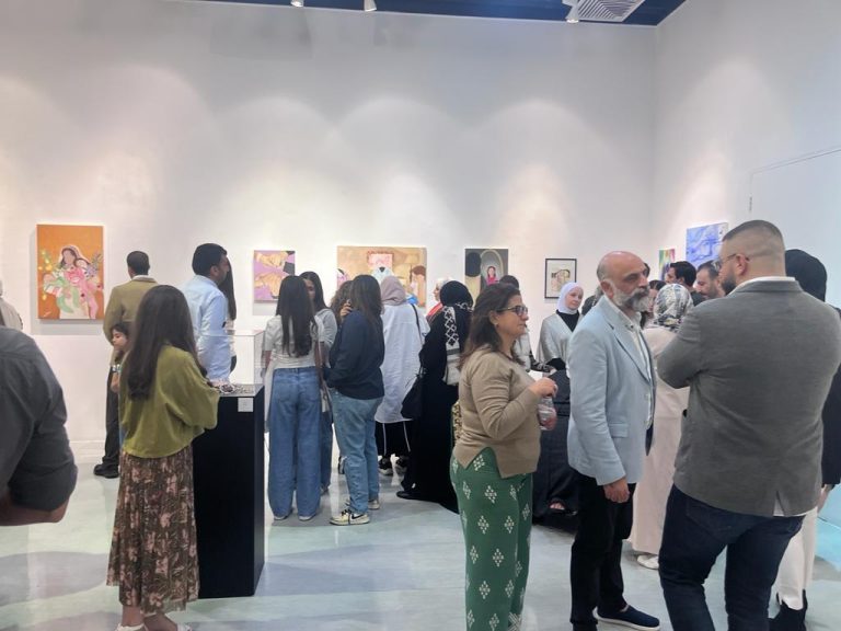  غاليري المرخيّة والأكاديميّة العربيّة الدوليّة يفتتحان معرضًا فنيًّا للطالبة حنين مفلح