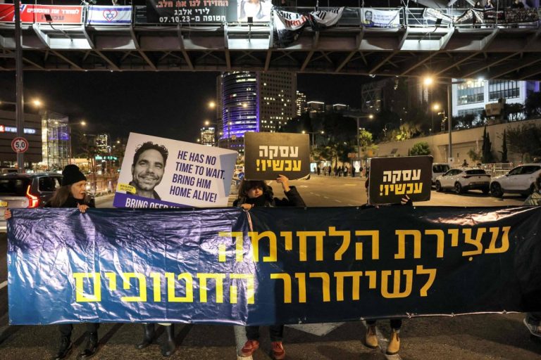 البيت الأبيض: اتفاق الإفراج عن المحتجزين الإسرائيليين يحتاج الكثير من العمل