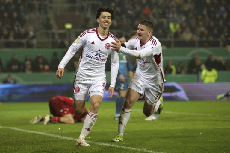 بـ«ركلات الترجيح» دوسلدورف إلى نصف نهائي «كأس ألمانيا»