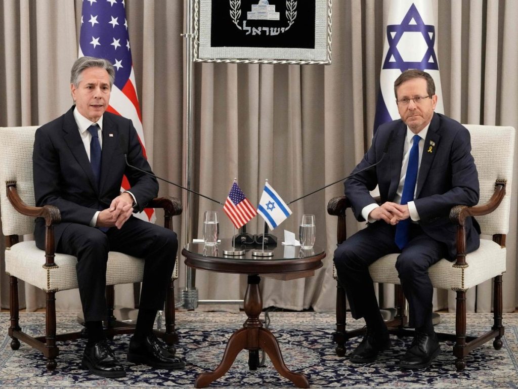 بلينكن يبحث في إسرائيل هدنة جديدة مع دخول حرب غزة شهرها الخامس