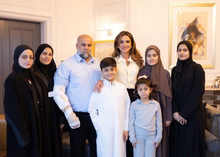  الملكة رانيا العبدالله تلتقي وائل الدحدوح بالدوحة.. وهكذا علقت على خسارة النشامى