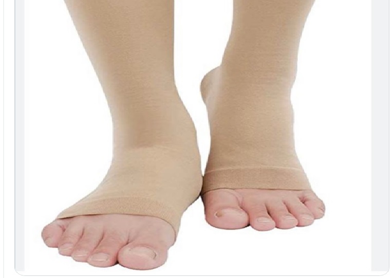 استشارية: 4 فوائد لارتداء الجوارب الضاغطة خلال فترة الحمل