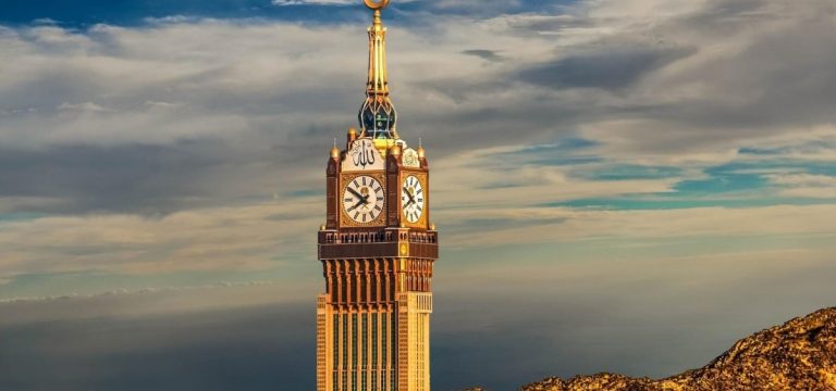  السعودية: منع المقيمين من دخول مكة دون تصاريح بدءا من اليوم