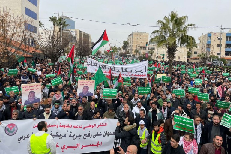 فعاليات شعبية منددة بموقف واشنطن تجاه الحرب على غزة.. الجزيرة..