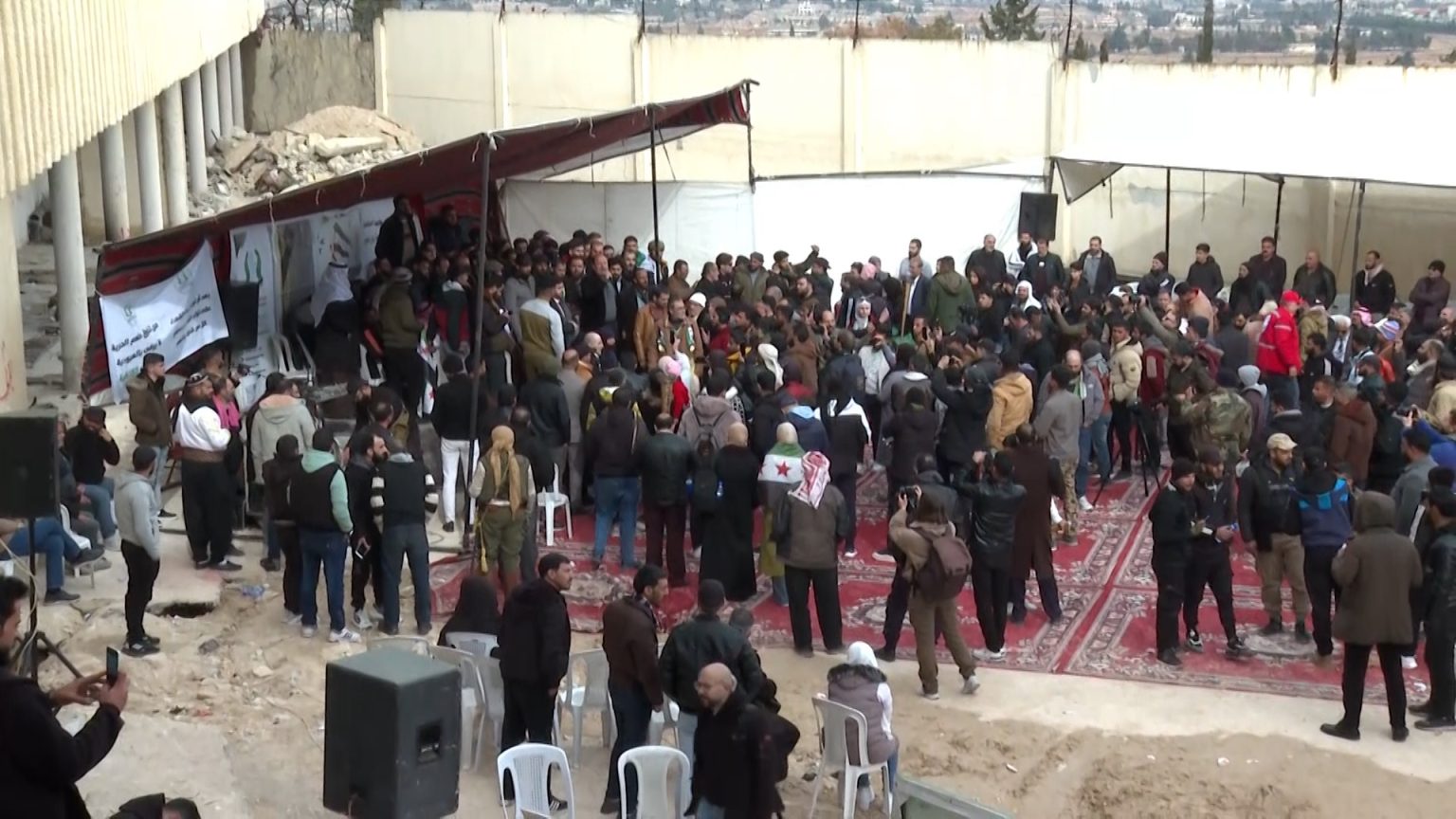 معتقلون سابقون بسجون نظام الأسد يطالبون بتحقيق العدالة