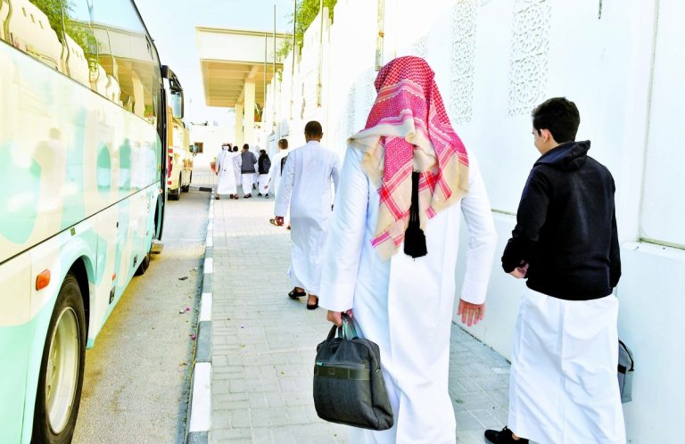  3500 مقعد دراسي مجاني ومخفض للمواطنين والمقيمين.. إليك أسماء المدارس والشروط وموعد التقديم