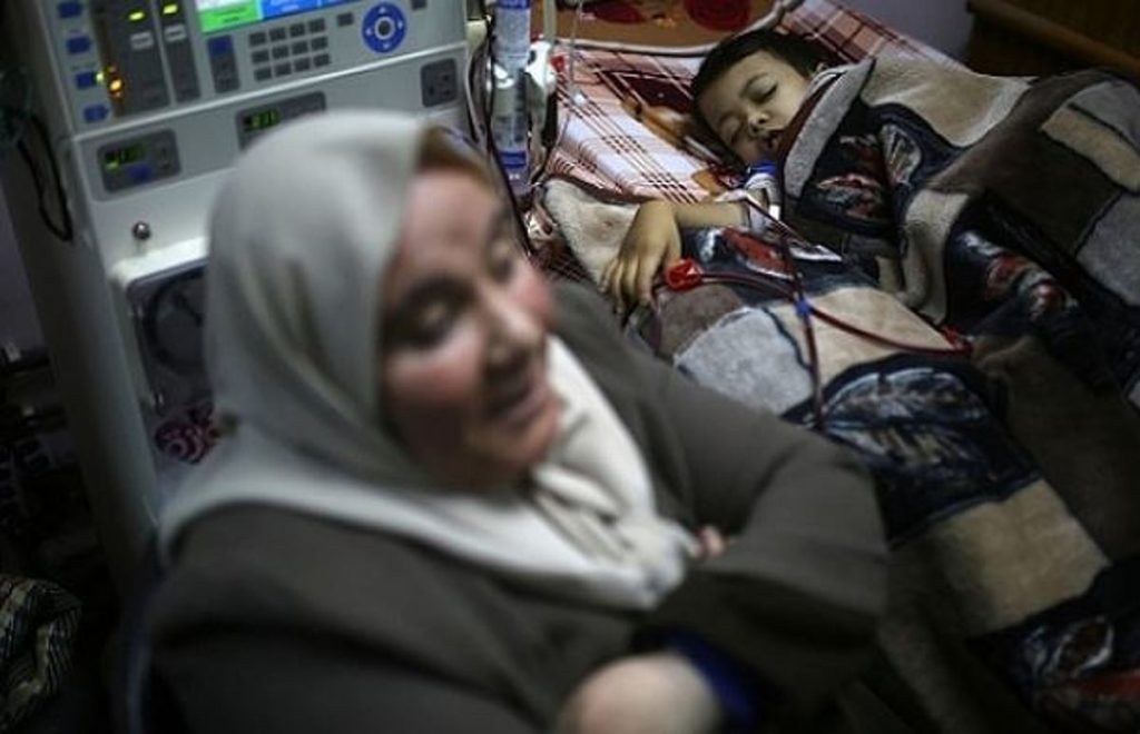 أكثر من 400 مريض غسيل كلى ماتوا بسبب الحصار الإسرائيلي ومنع وصول الدواء