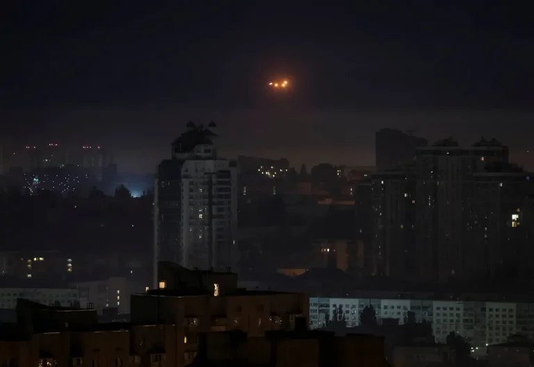 روسيا اعترضت ليلا قرابة 150 مسيّرة أوكرانية استهدفت موسكو