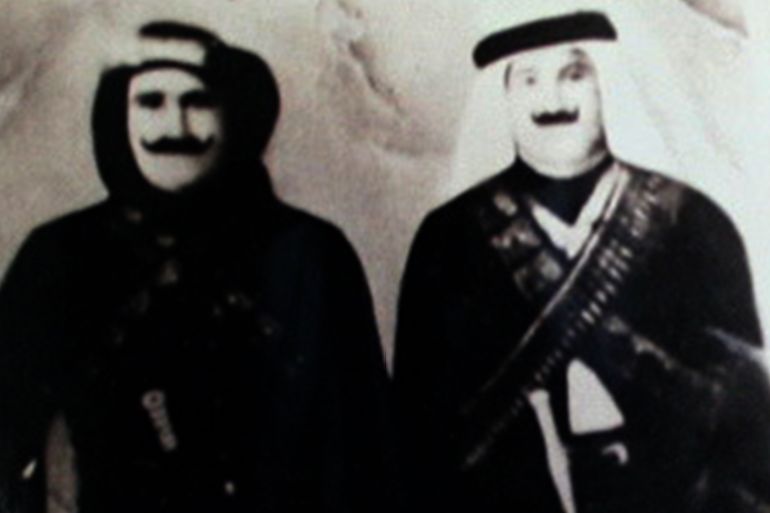 أدهم خنجر (يسار) مع صادق حمزة