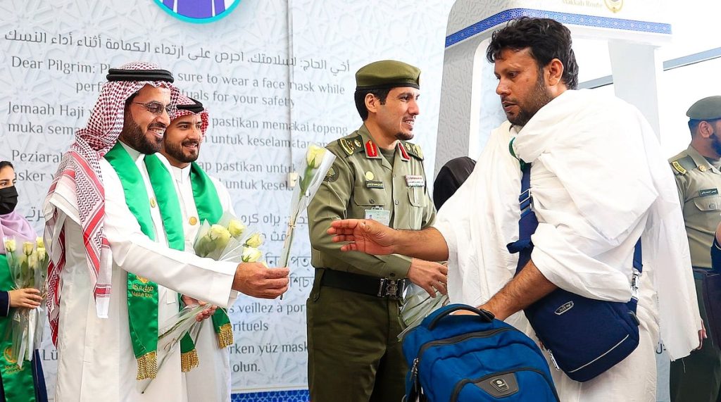 «الحج والعمرة» تدعو ضيوف الرحمن للالتزام بالمغادرة قبل انتهاء صلاحية التأشيرة