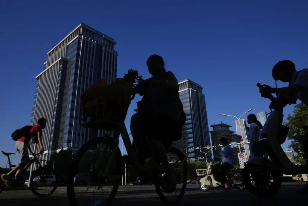 الصين: استهلاك الذهب ينخفض بوتيرة أبطأ بدعم من طلب الملاذ الآمن