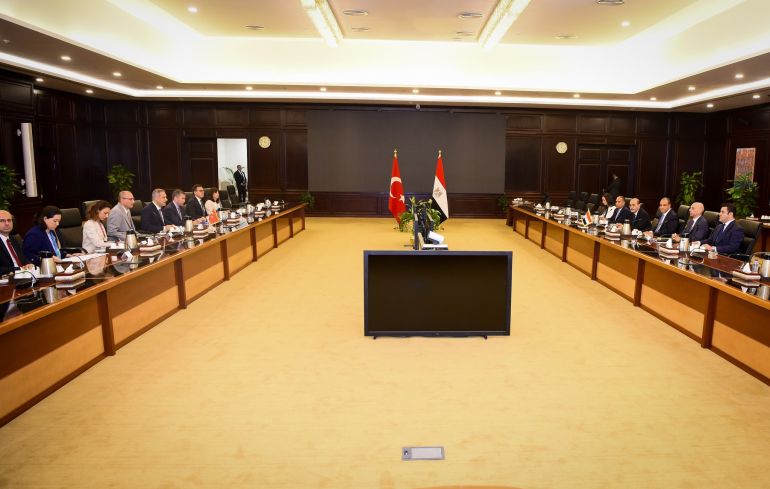 مباحثات ثنائية بين وزير الخارجية المصري ونظيره التركي