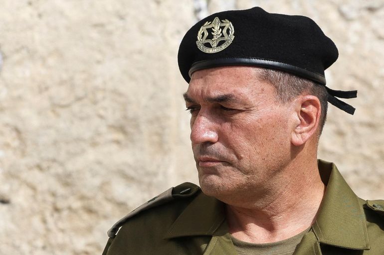 The new Chief of the General Staff, Lieutenant General Eyal Zamir, visits the Western Wall, Judaism's holiest prayer site, in Jerusalem's Old City, March 5, 2025. REUTERS/Ronen Zvulun REFILE - CORRECTING RANK FROM "MAJOR GENERAL EYAL ZAMIR" TO "LIEUTENANT GENERAL EYAL ZAMIR"
