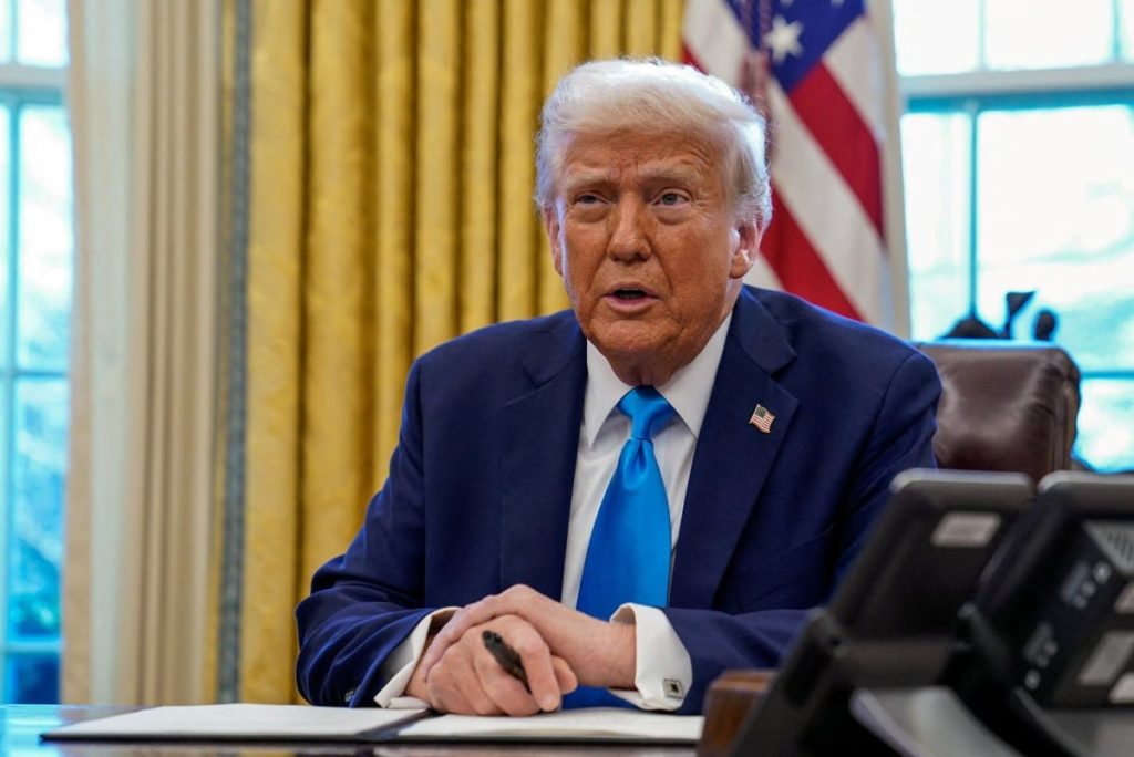  الرئيس الأمريكي يعرب عن تقديره العميق لجهود سمو الأمير لتحقيق السلام في المنطقة