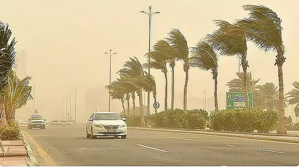 رياح نشطة على المنطقة الشرقية