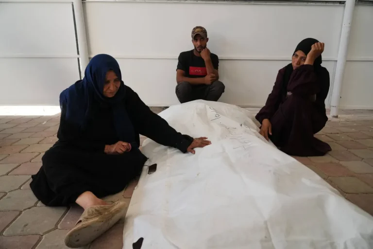 خروق إسرائيلية متواصلة في قطاع غزة… وارتفاع أعداد ضحايا الحرب