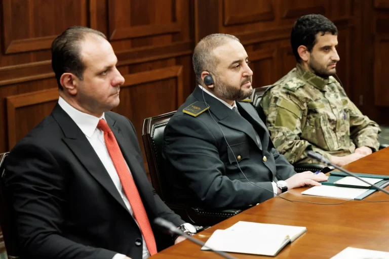 وزير الدفاع السوري بحث مع نظيره الروسي دعم العلاقات الثنائية وتبادل الخبرات