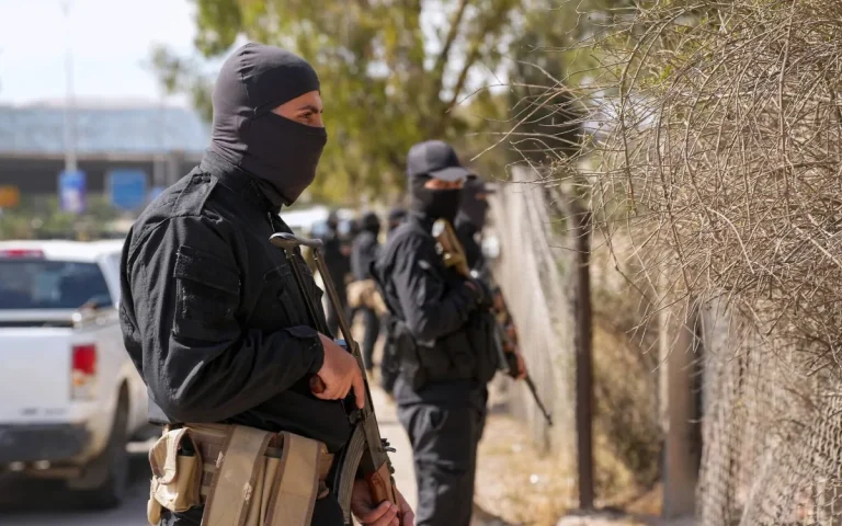 انفجار عبوة ناسفة بسيارة للشرطة في مدينة بانياس السورية