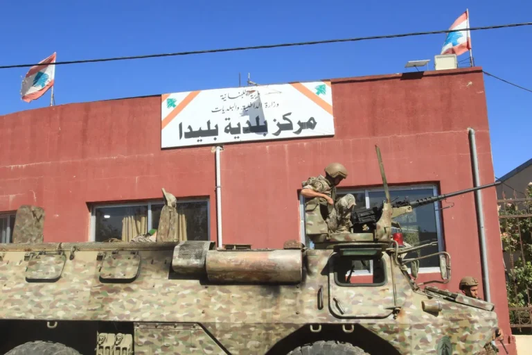 تفويض للجيش اللبناني بالتصدي لإسرائيل عسكرياً