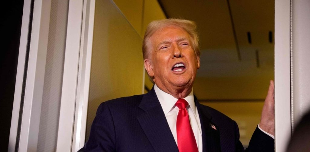  ترامب يطالب الجمهوريين في مجلس الشيوخ بتفعيل “الخيار النووي” لإنهاء الإغلاق الحكومي