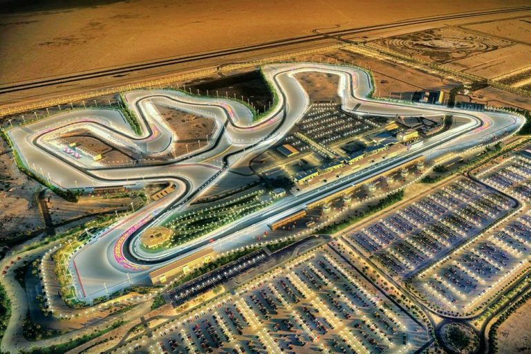  حلبة لوسيل الدولية تستضيف حفل الجوائز لحلبات السباق (CIRCUIT)