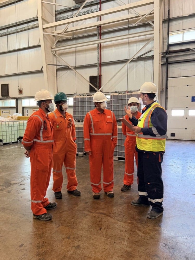 البيئة تنفّذ حملة تفتيشية على منشآت تخزين المواد الكيميائية الخطرة