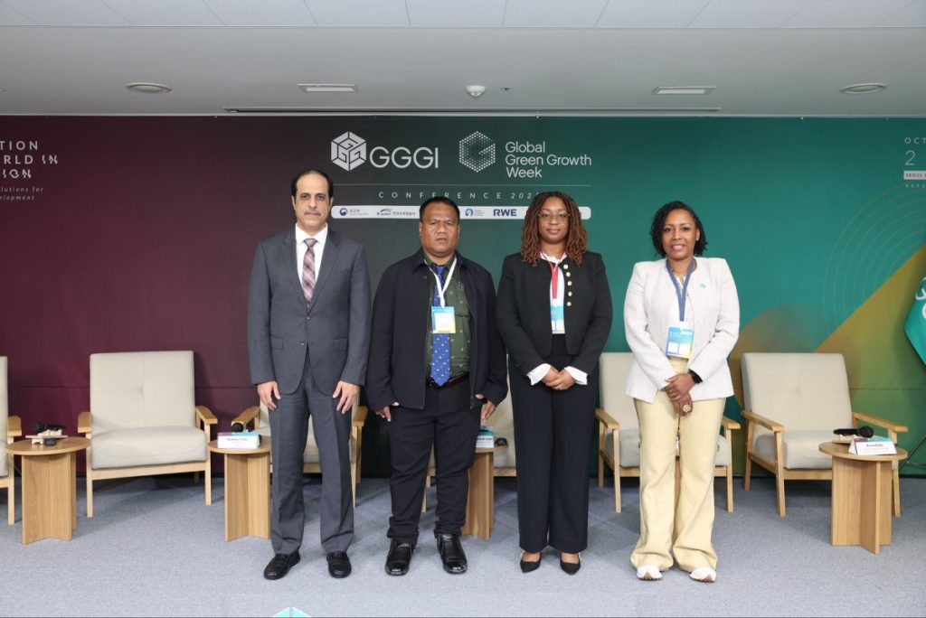  وزارة البيئة والتغير المناخي تشارك في الأسبوع العالمي للنمو الأخضر 2025 بالعاصمة سول