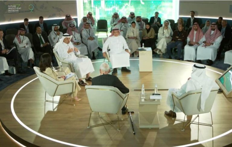 كيف تخطط السعودية لتحويل المنشآت الصغيرة والمتوسطة إلى محرك رئيسي للاقتصاد غير النفطي؟