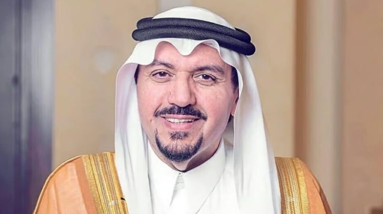 أمير القصيم يُكرّم المشاركين والداعمين لمبادرة “خراف النخيل” بمحافظة الشماسية