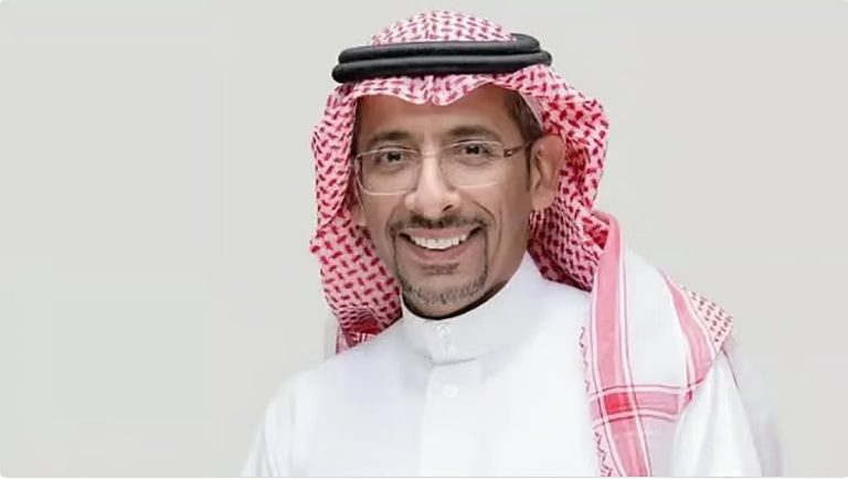“وزير الصناعة” يتوّج صُنّاع الحلول في ختام النسخة الرابعة من هاكاثون الصناعة
