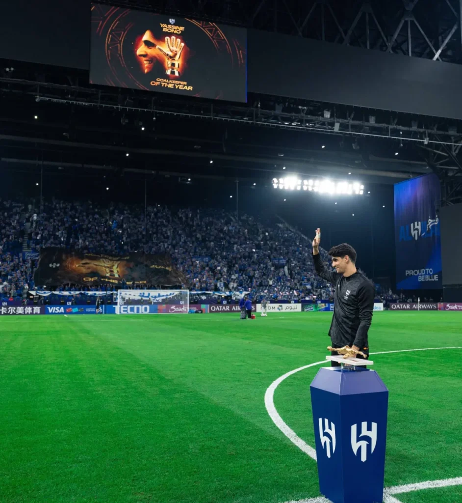 بونو… أسد الحراسة المغربي يفوز بليلة وفاء هلالية