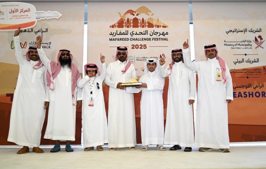  تتويج الفائزين في أشواط المغاتير الوضح بمهرجان التحدي للمفاريد
