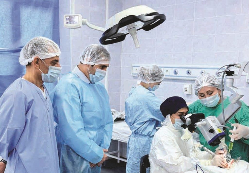 الوفد الطبي القطري يعيد السمع لـ 53 طفلا في قرغيزيا