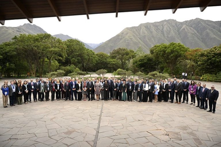  المعهد الدبلوماسي يشارك في منتدى التدريب الدبلوماسي الدولي في البيرو