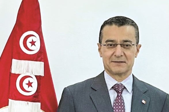  سعادة السيد فرهد خليف سفير تونس لدى قطر في حوار حصري لـ “الشرق”: نسور قرطاج في الدوحة ليس للفسحة