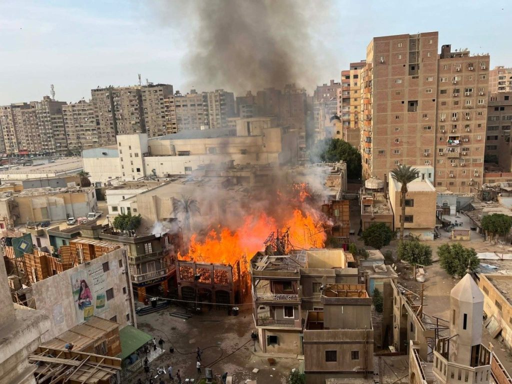  حريق ضخم يلتهم ستوديو مصر (صور وفيديو)