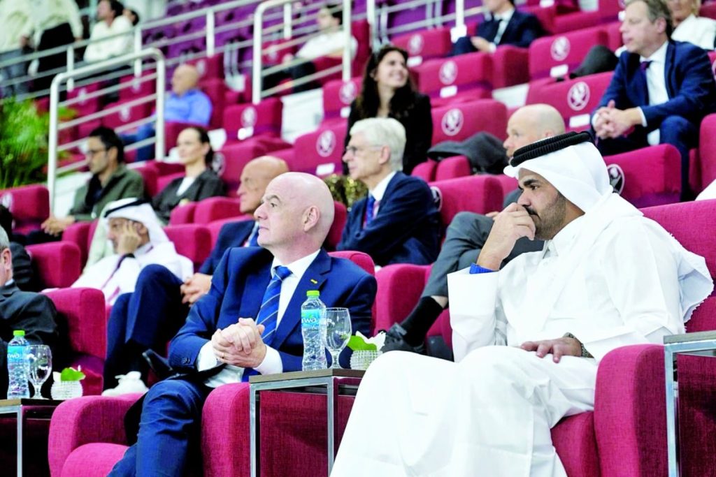  رئيس اللجنة الأولمبية يحضر ختام كأس العالم تحت 17 سنة