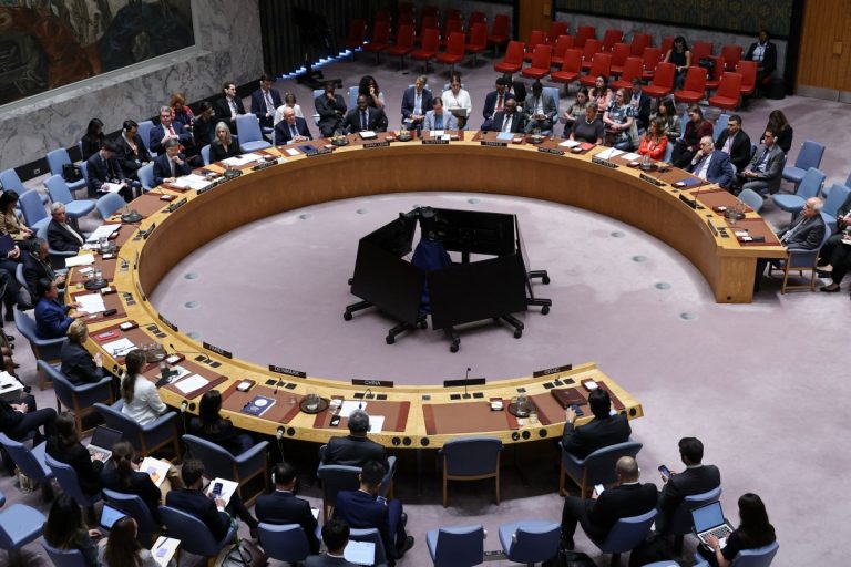  مجلس الأمن يقر مشروع القرار الأميركي بشأن غزة.. وحماس تعترض