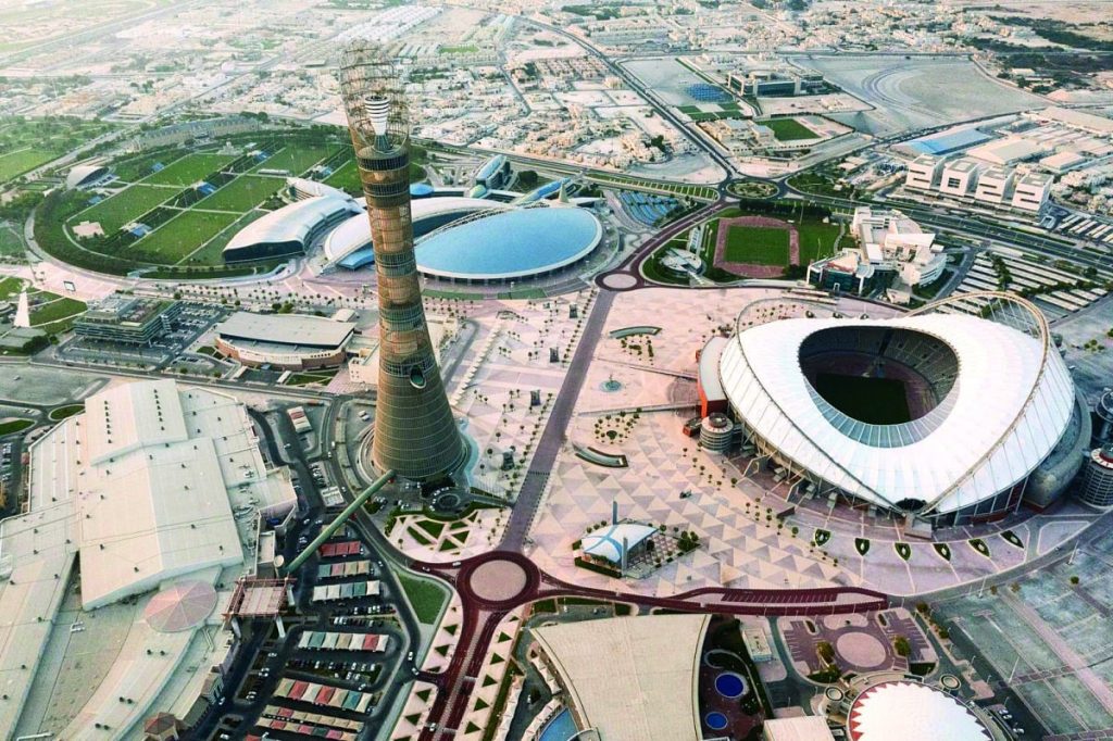  تقديراً للإرث الرياضي لنجوم الجيل الذهبي.. الملاعب الثمانية تحتفي بأساطير الكرة القطرية