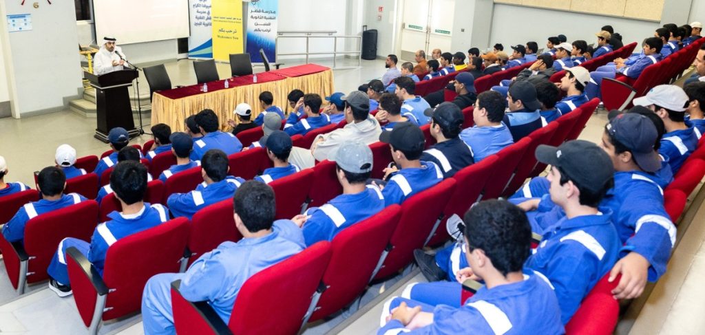  وزارة التجارة والصناعة تنظم ندوات لطلاب المدارس بعنوان “المبتكر الصغير”