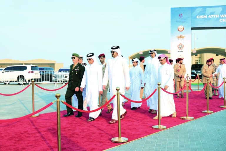  نائب رئيس الوزراء يفتتح مونديال القفز المظلي 2025