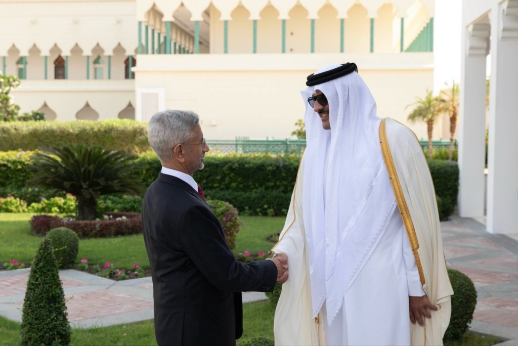 سمو الأمير يستقبل وزير الخارجية الهندي