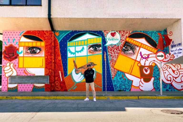  فنانون قطريون يشاركون في مشروع “جداري آرت” بتشيلي ضمن مبادرة الأعوام الثقافية