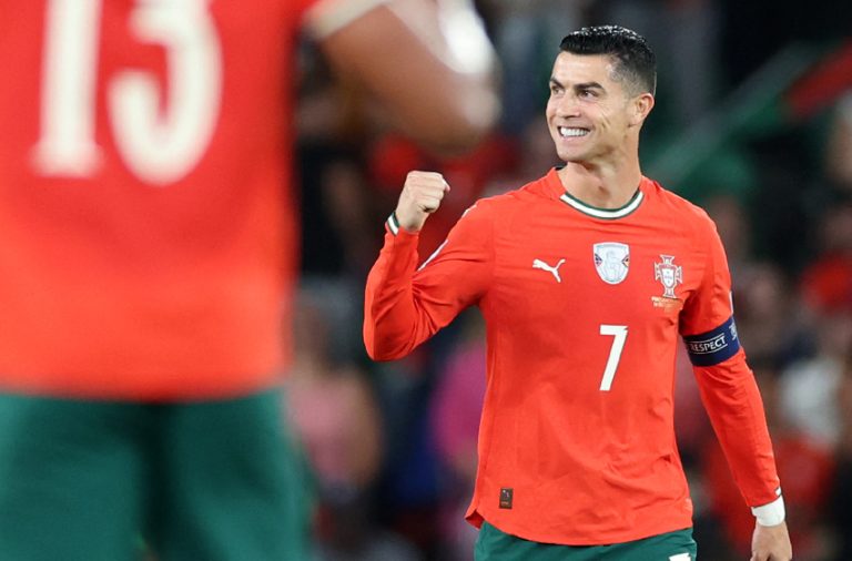  أول تعليق لرونالدو بعد فوز البرتغال بمونديال الناشئين في قطر.. ماذا قال؟